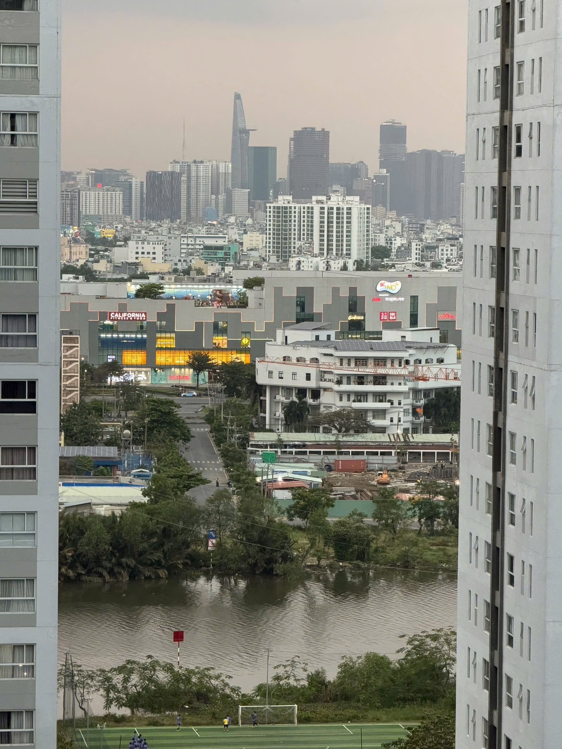 BÁN CĂN HỘ SUNRISE RIVERSIDE - DT 52M2 - 2 PHÒNG NGỦ - VIEW SÔNG TRUNG TÂM QUẬN 1 